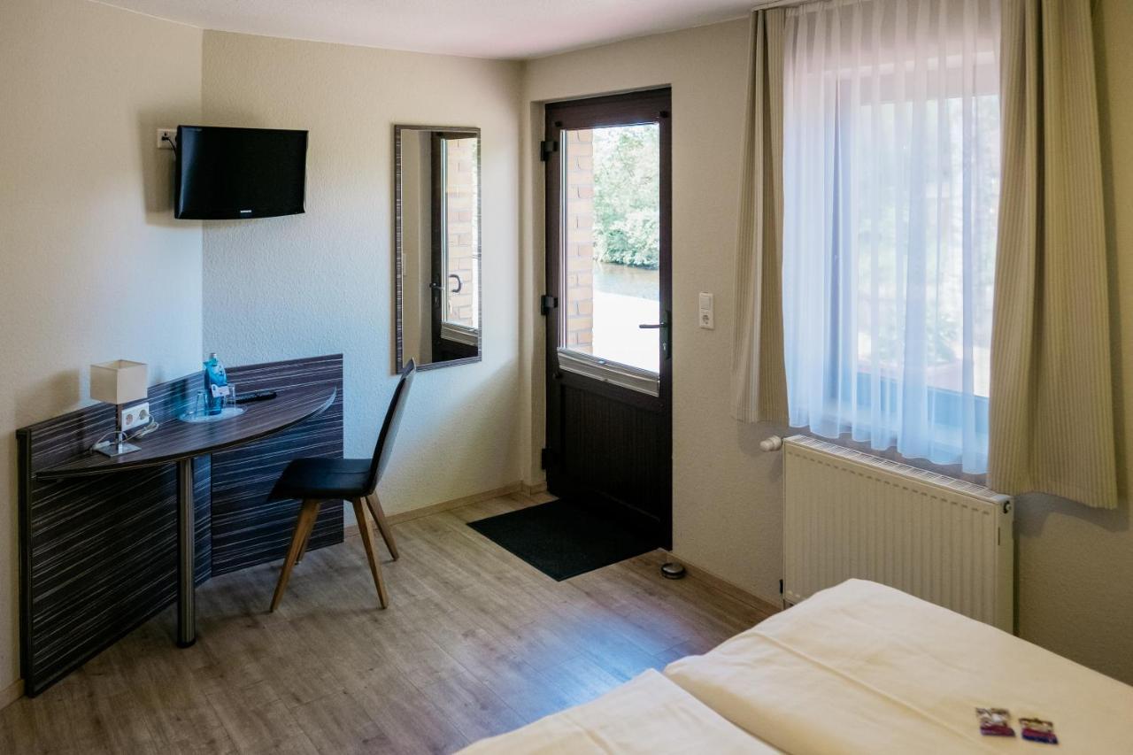 Bootshaus Hotel Bedekaspel ภายนอก รูปภาพ
