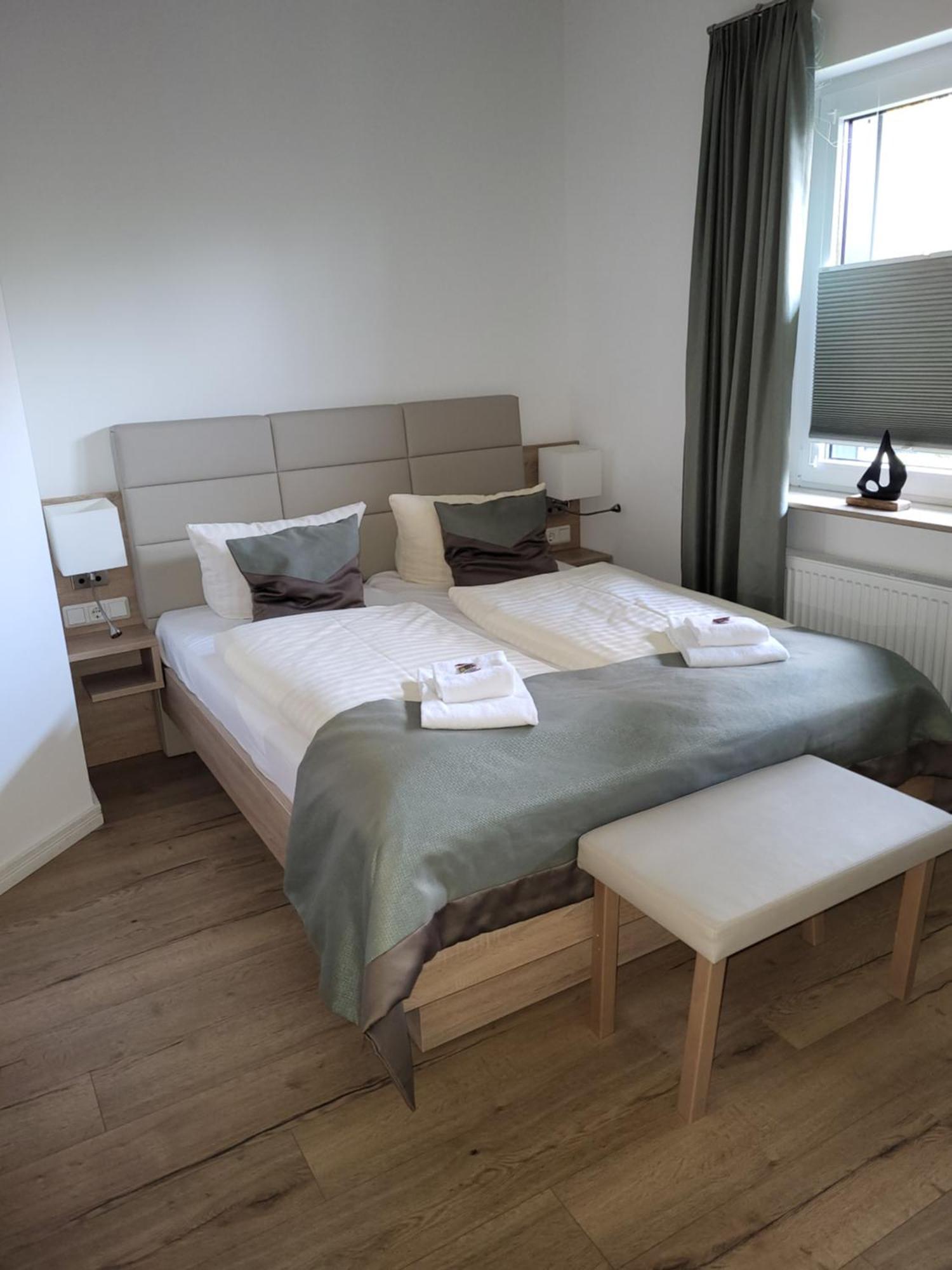 Bootshaus Hotel Bedekaspel ภายนอก รูปภาพ