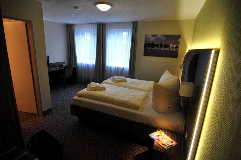 Bootshaus Hotel Bedekaspel ภายนอก รูปภาพ